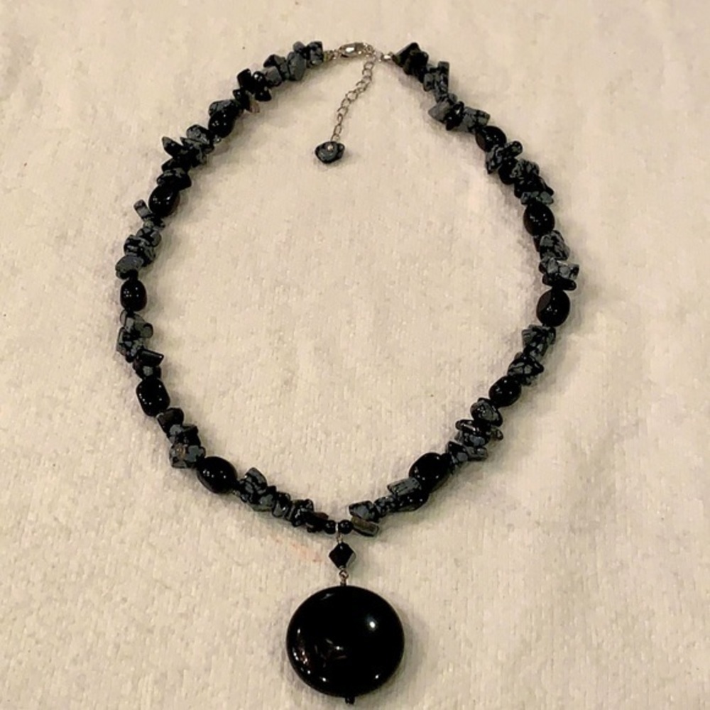 Sterling silver 925 black natural stone beaded round drop pendant
